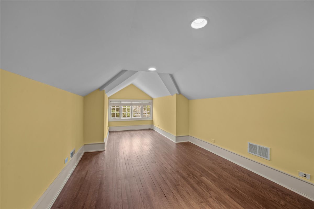 224 Sheridan Road Kenilworth, IL 60043 - Photo 46 of 62 a view of a room with wooden floor