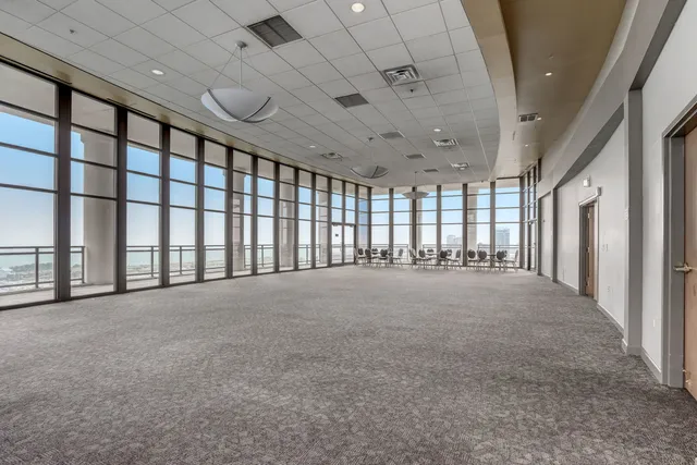 $325,000 | 233 East 13th Street, Unit 1008, Chicago, IL 60605