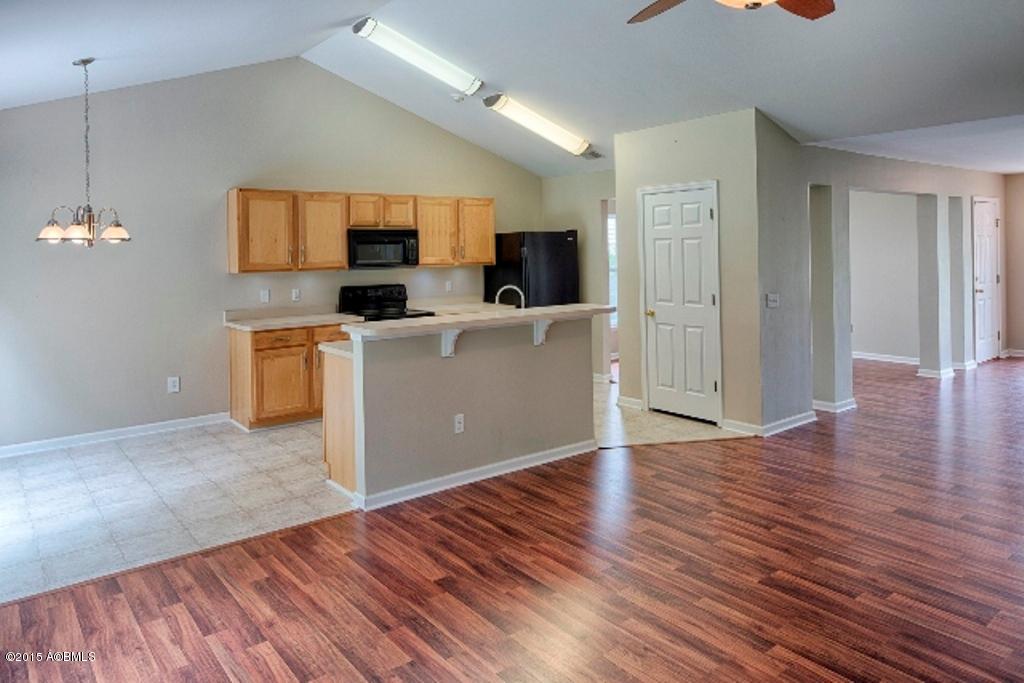 27 Wiregrass Way Bluffton, SC 29910 - Photo 4 of 25 raw_2928_HDRsmall