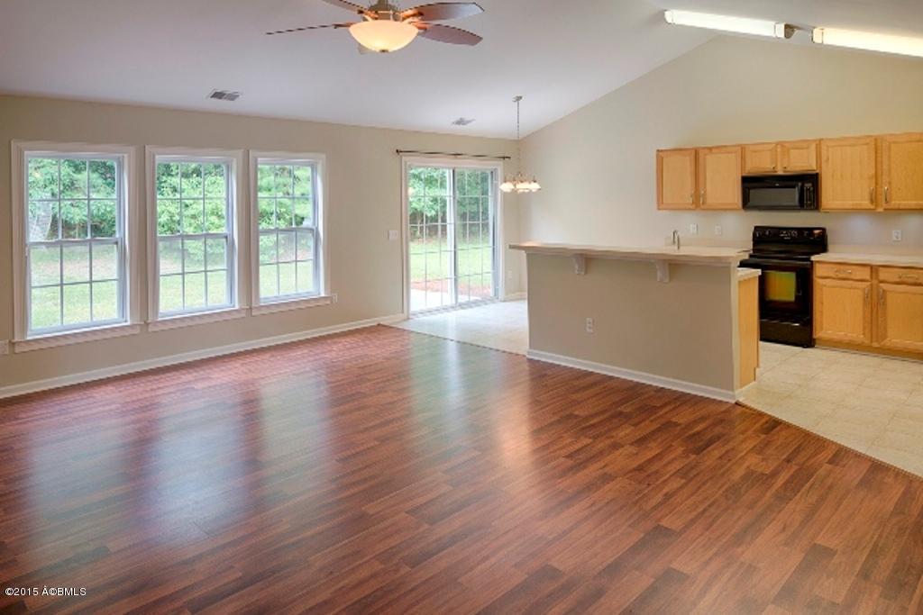 27 Wiregrass Way Bluffton, SC 29910 - Photo 5 of 25 raw_3046_HDRsmall