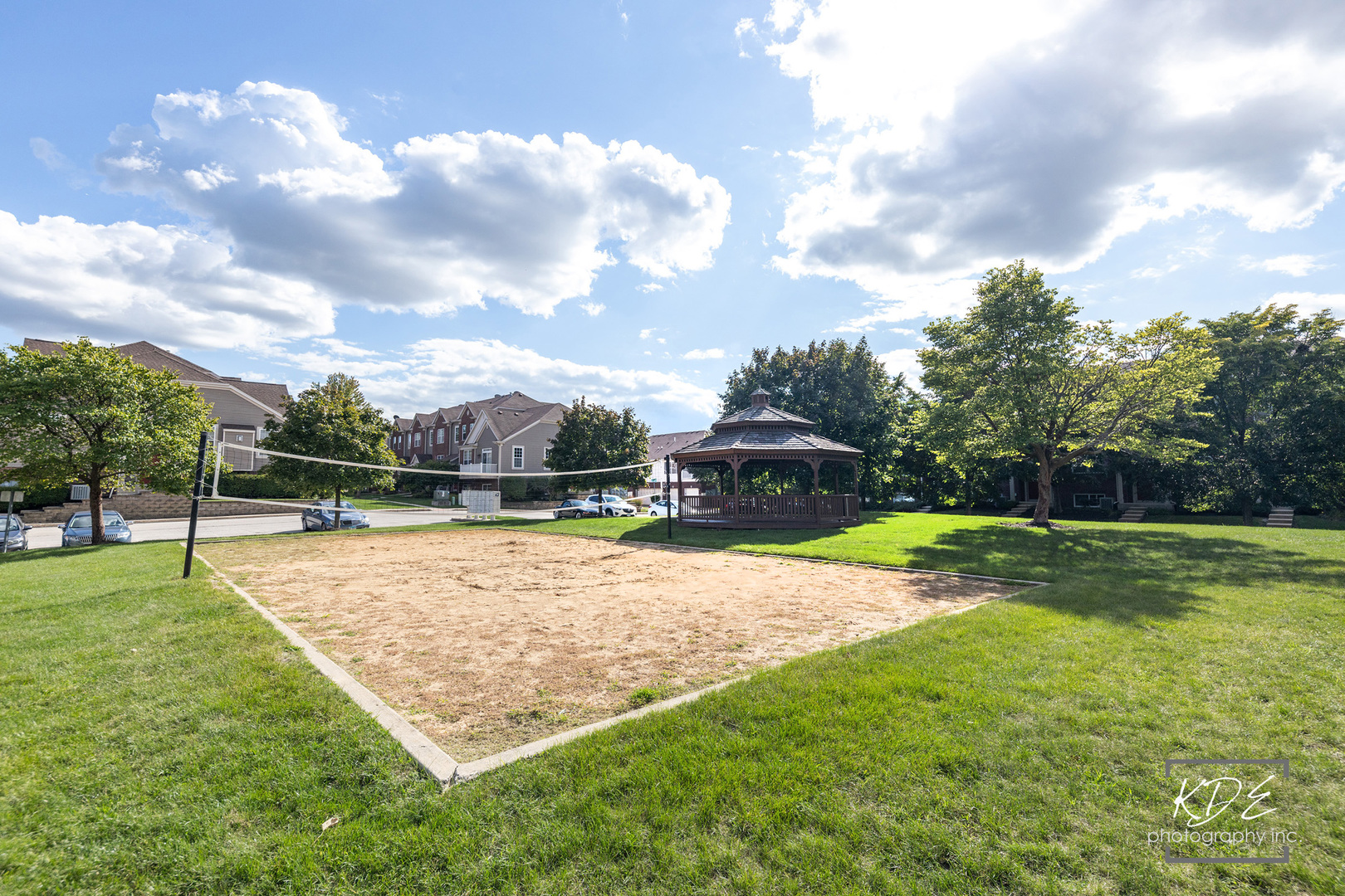 1022 Neudearborn Lane, Unit 191022 Naperville, IL 60563 - Photo 27 of 27 a view of a backyard with swimming pool