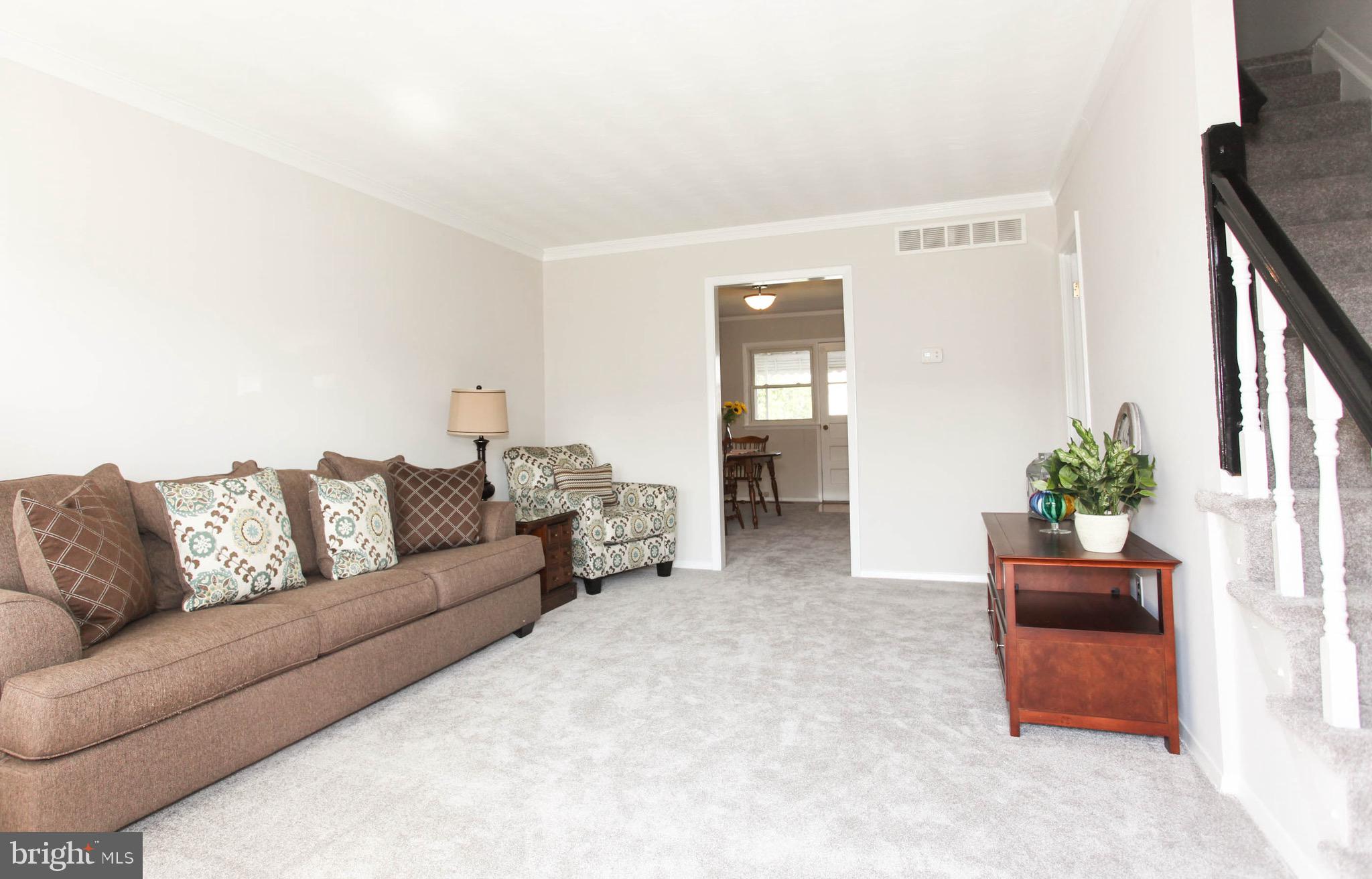 3626 Greenvale Road Baltimore, MD 21229 - Photo 4 of 41 Gallery Image 4