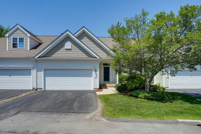 $3,150 | 89 Buttercup Lane, Unit 255, Grafton, MA 01560