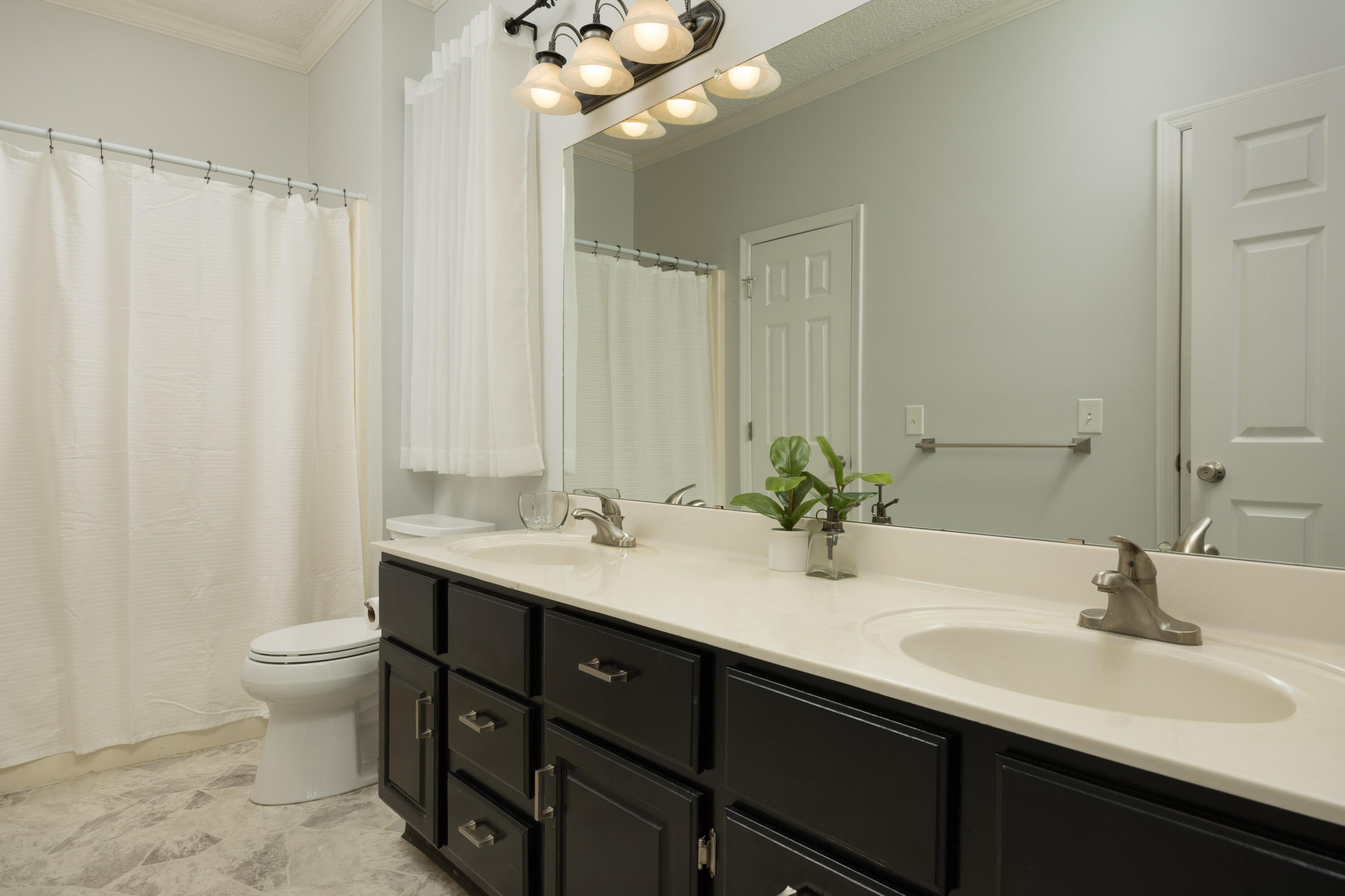 7382 Applegate Lane Chattanooga, TN 37421 - Photo 20 of 38 Full bath