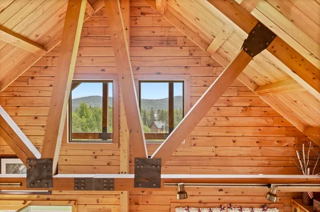 $575,000 | 87 Flagg Pond Road, Stannard, VT 05842