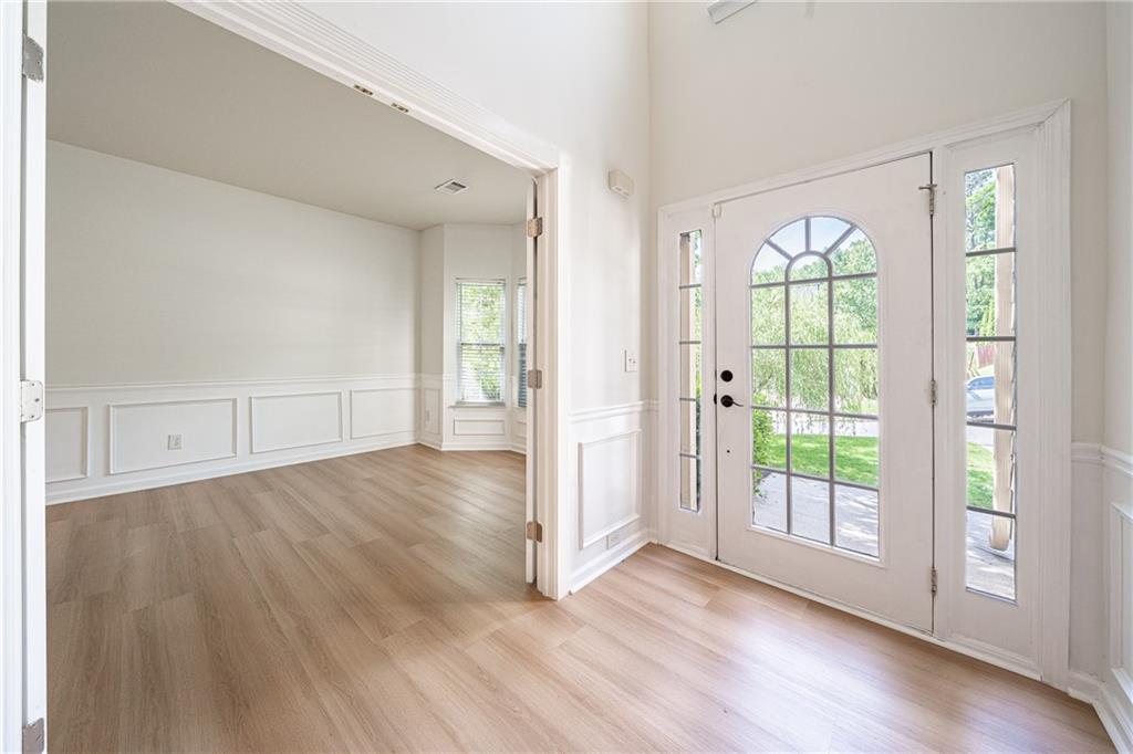 715 Moonlight Way Suwanee, GA 30024 - Photo 4 of 55