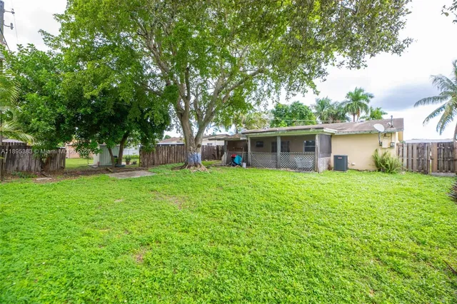 $485,000 | 2900 North 73rd Avenue, Hollywood, FL 33024