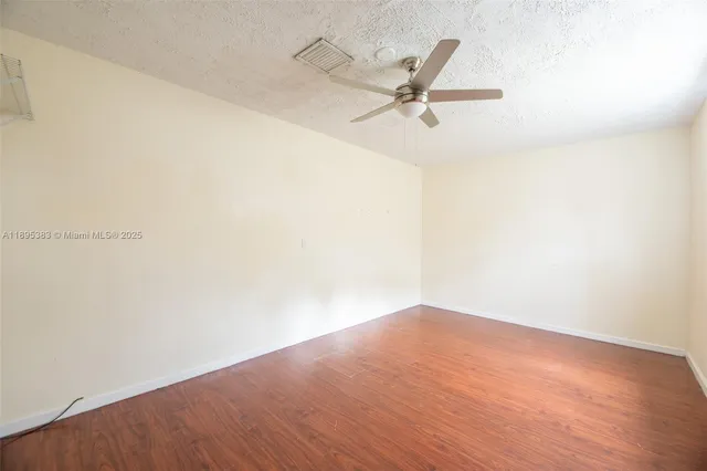 $485,000 | 2900 North 73rd Avenue, Hollywood, FL 33024