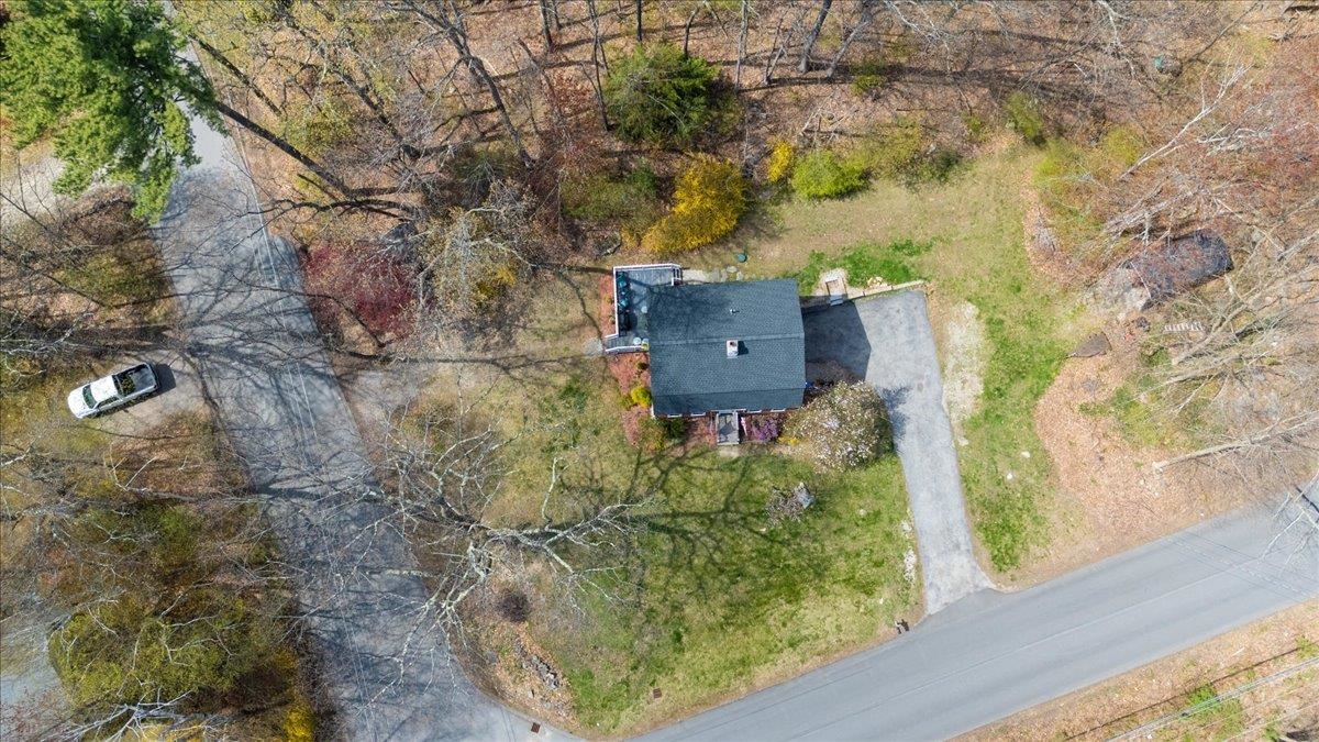 6 Pingree Hill Road Derry, NH 03038 - Photo 8 of 38 Gallery Image 8