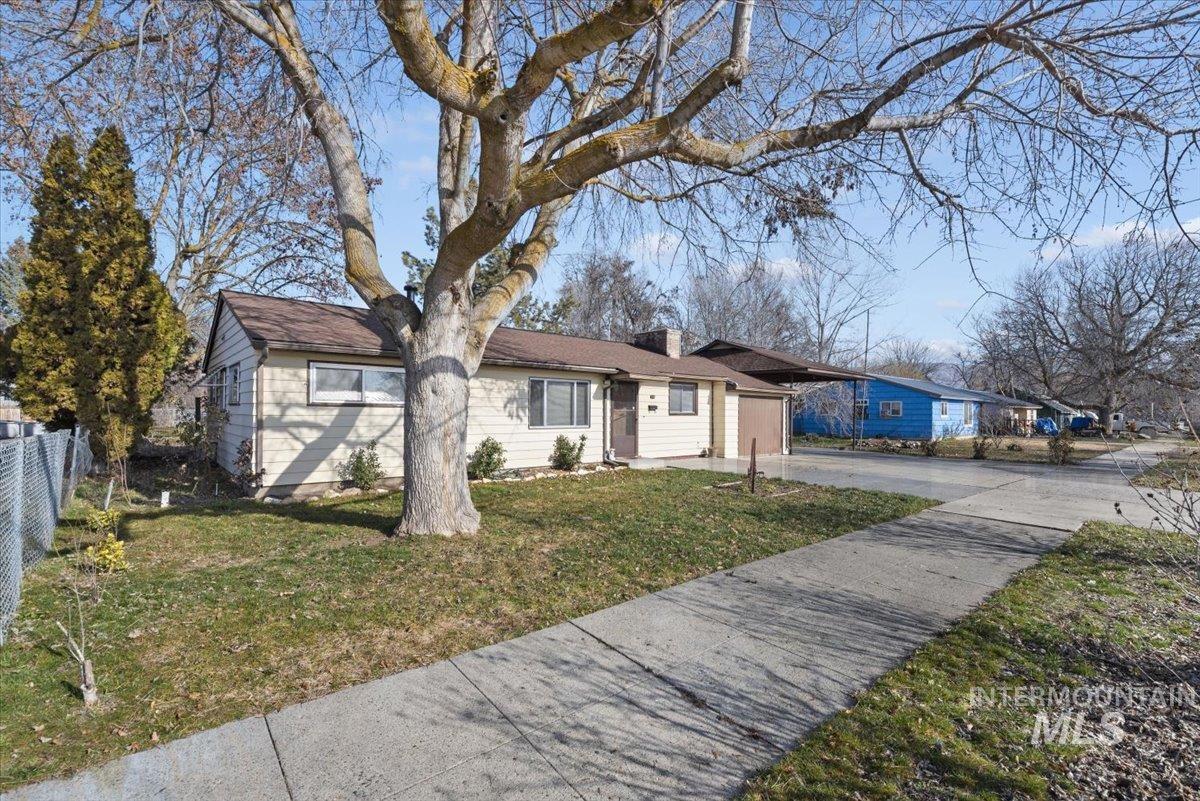 916 East Liberty Street Weiser, ID 83672 - Photo 11 of 34