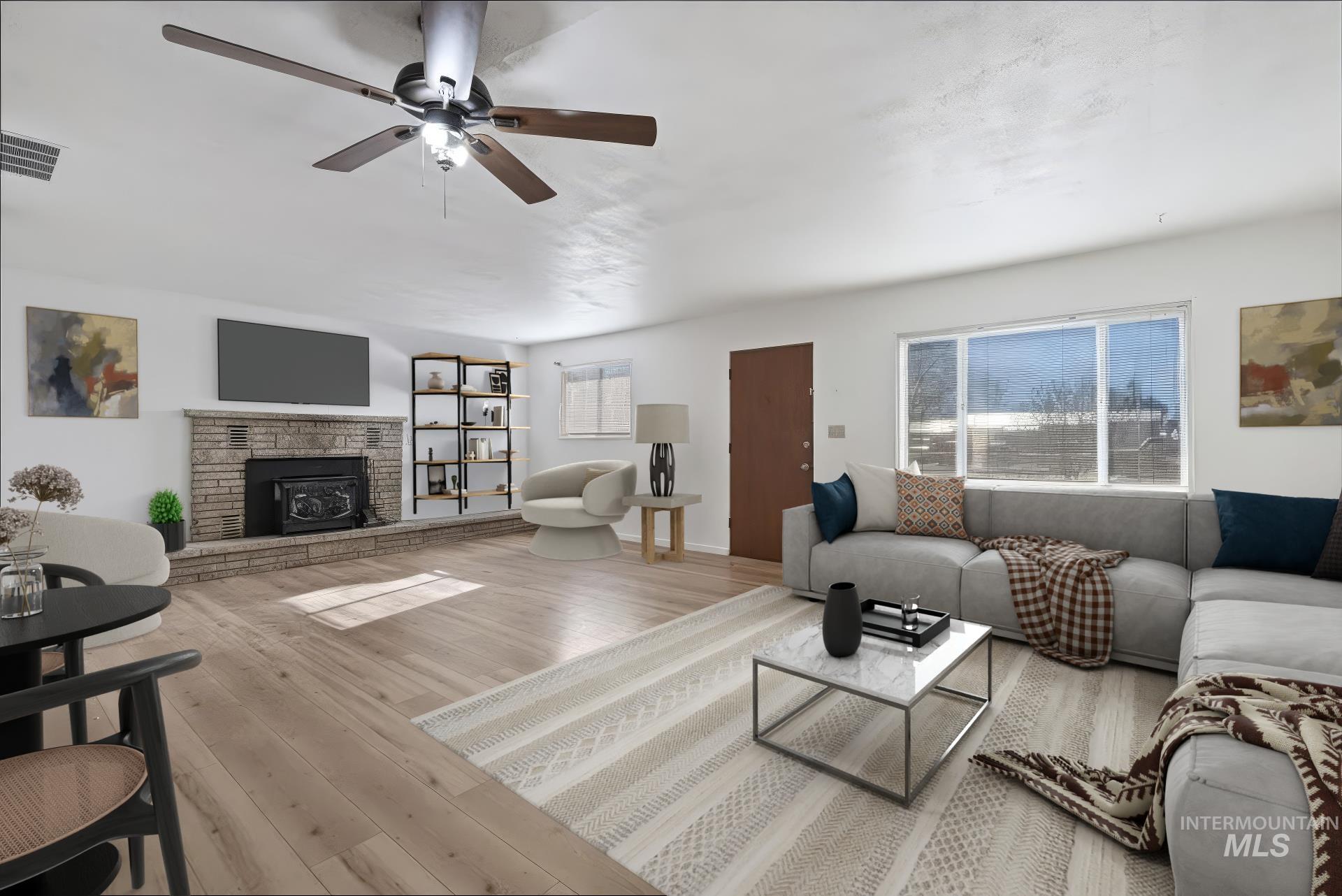 916 East Liberty Street Weiser, ID 83672 - Photo 2 of 34