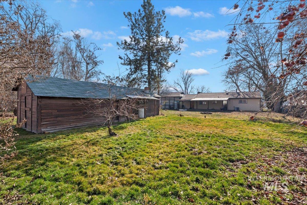 916 East Liberty Street Weiser, ID 83672 - Photo 27 of 34