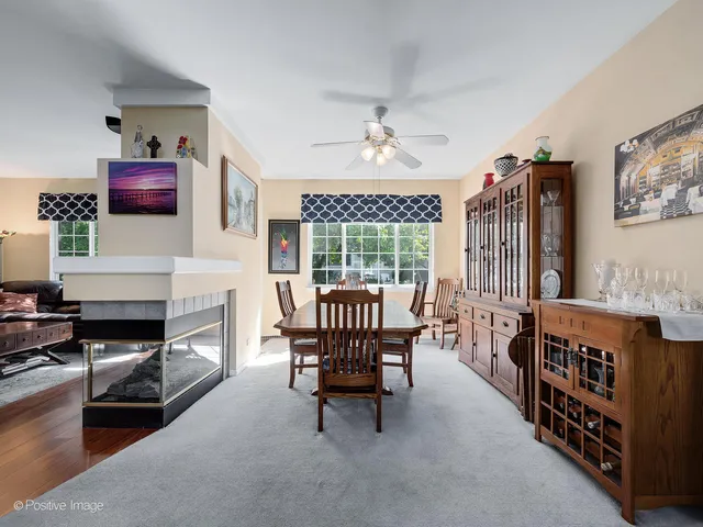 $369,900 | 31104 Carpenter Court, Warrenville, IL 60555