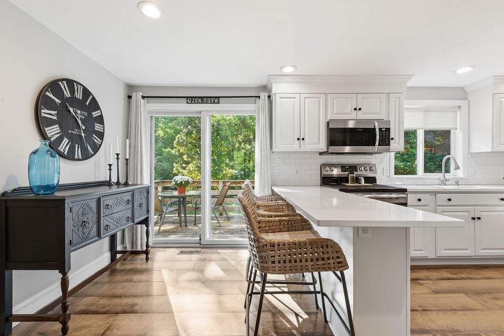 15 Riveredge Road Mansfield, MA 02048 - Photo 16 of 42 Gallery Image 16