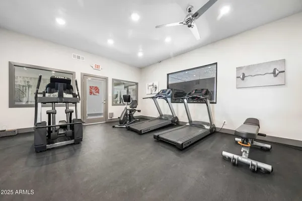 $1,199 | 9410 North 31st Avenue, Unit 2, Phoenix, AZ 85051
