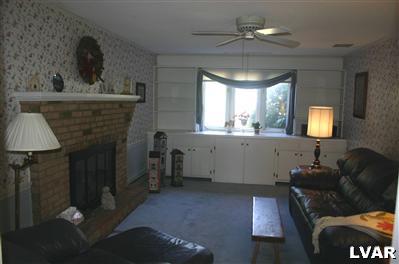 1245 Stark Road Bethlehem, PA 18017 - Photo 5 of 8 Family Room