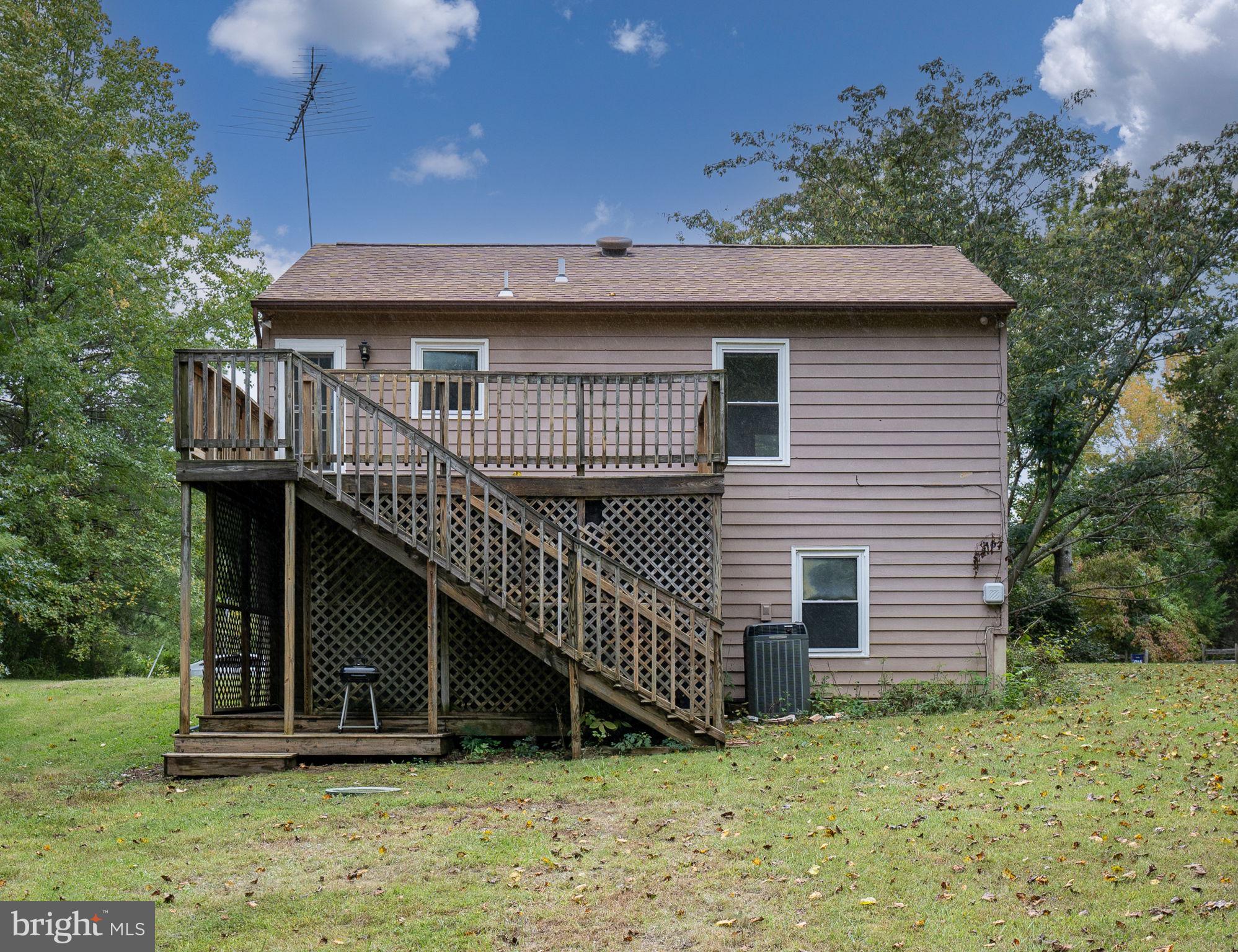 122 Tacketts Mill Road Stafford, VA 22556 - Photo 12 of 38 Gallery Image 12