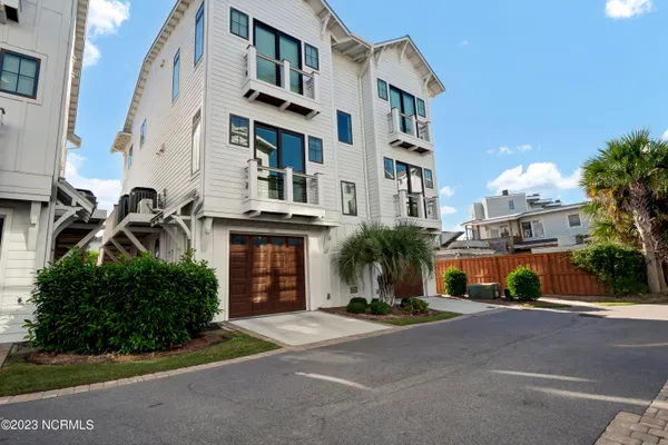 $1,675,000 | 10 Seagull Street, Unit A, Wrightsville Beach, NC 28480