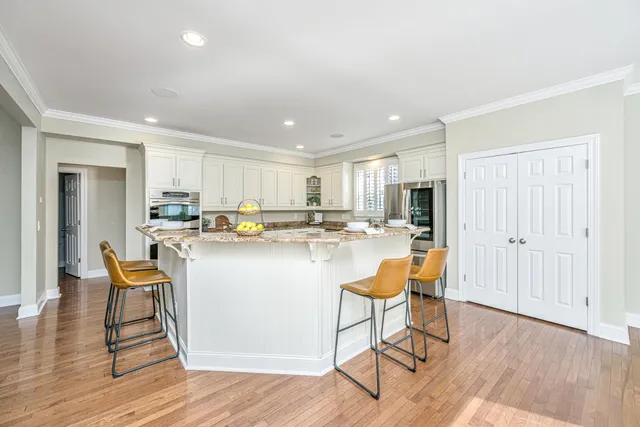 $925,000 | 329 Ayers Circle, Summerville, SC 29485