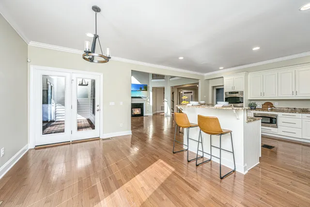 $925,000 | 329 Ayers Circle, Summerville, SC 29485