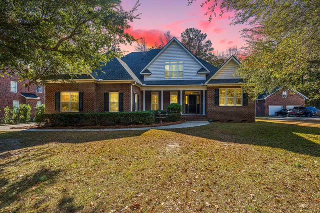 $925,000 | 329 Ayers Circle, Summerville, SC 29485