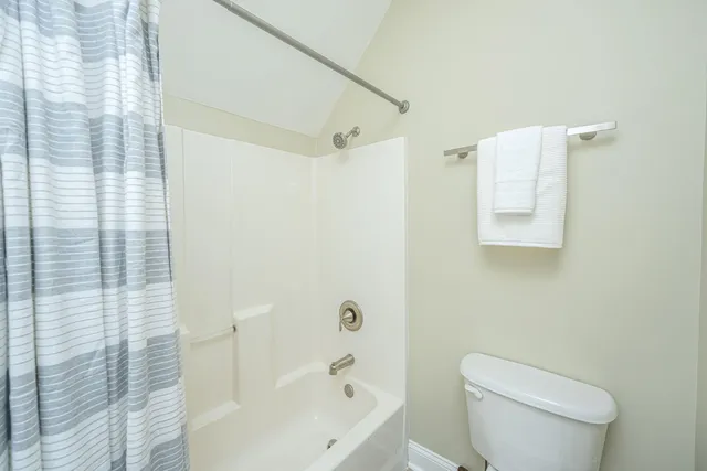 $925,000 | 329 Ayers Circle, Summerville, SC 29485