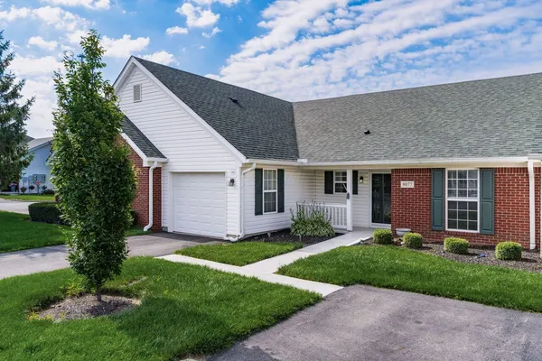 $299,900 | 8077 Night Heron Lane, Pickerington, OH 43147
