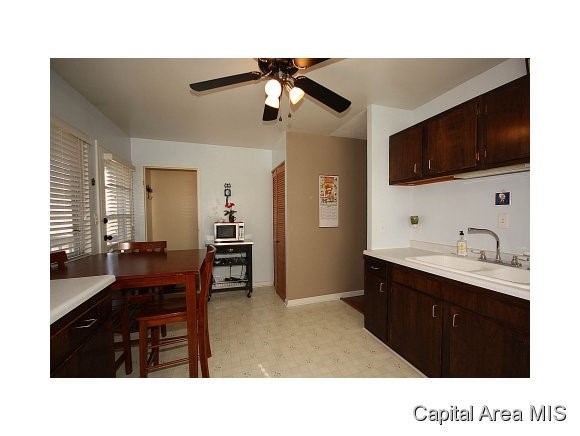 1901 North 23rd Street Springfield, IL 62702 - Photo 9 of 21
