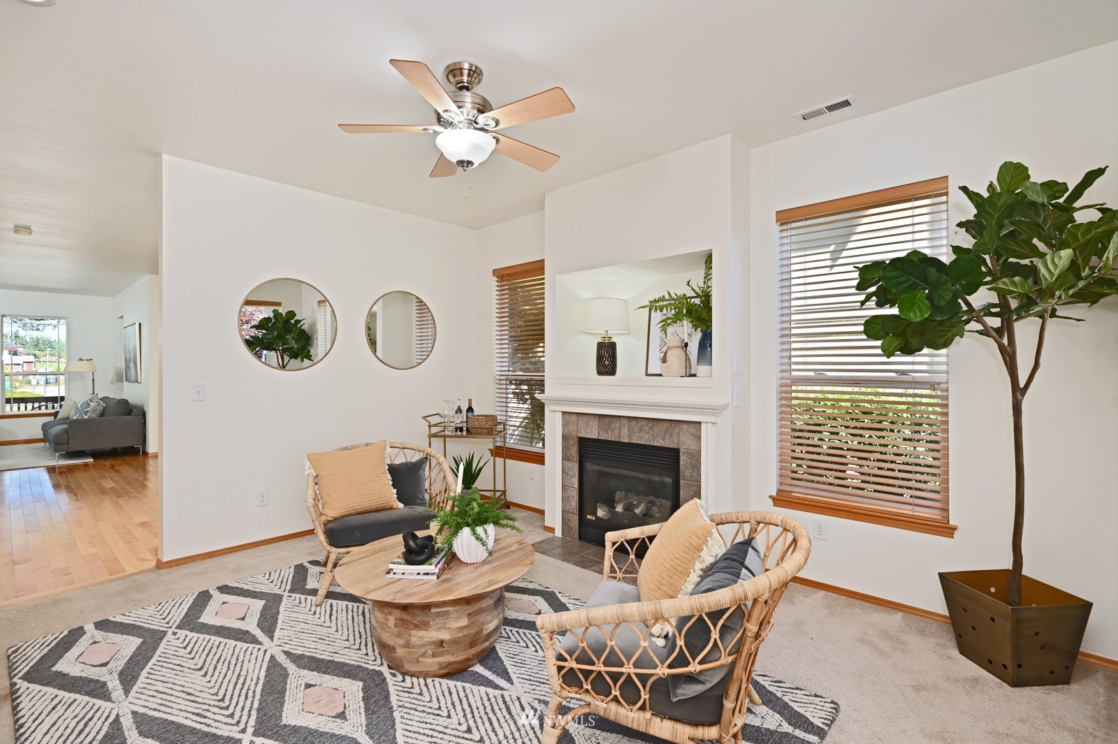 34729 Southeast Ridge Street Snoqualmie, WA 98065 - Photo 13 of 40 Gallery Image 13