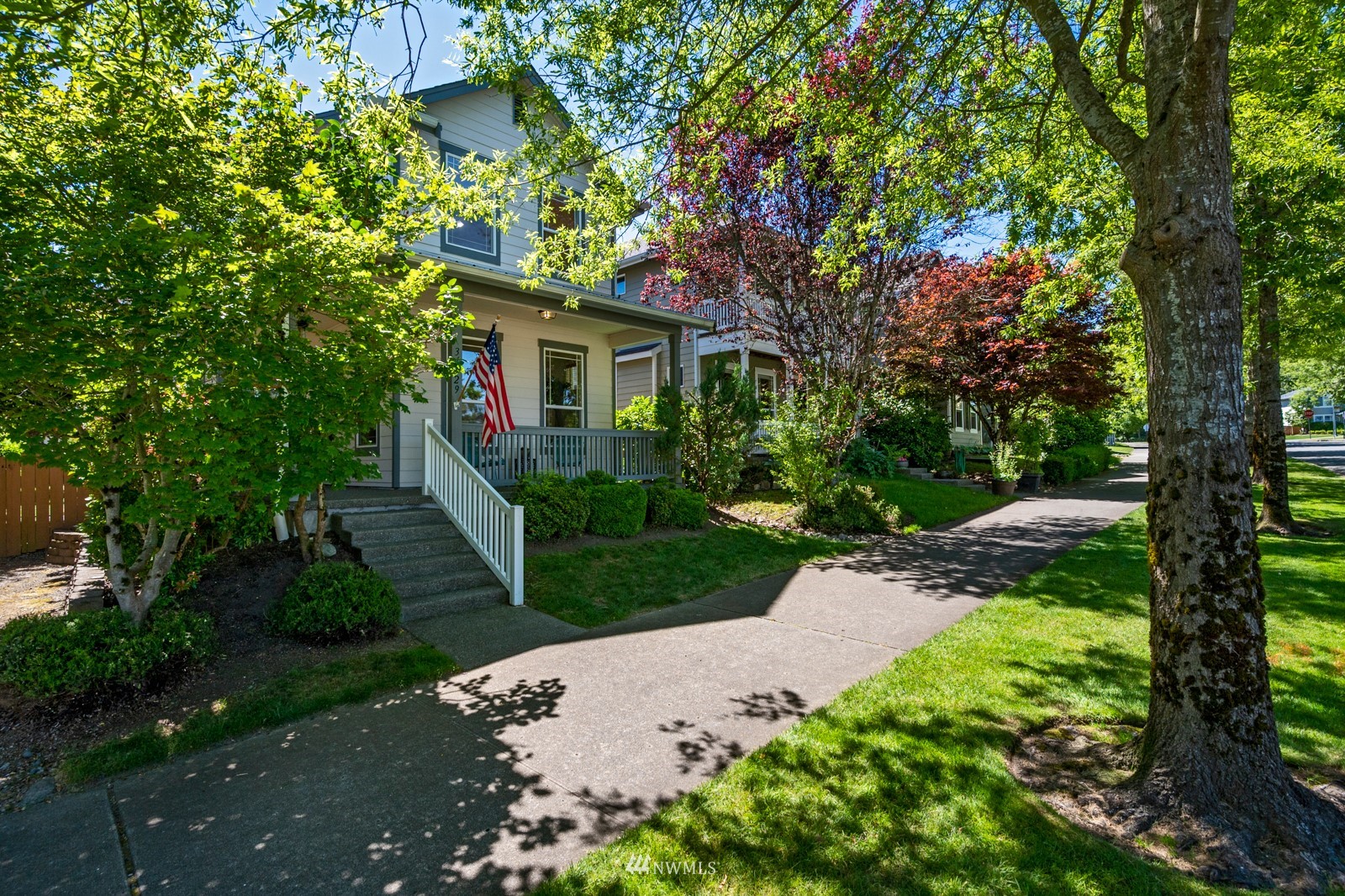 34729 Southeast Ridge Street Snoqualmie, WA 98065 - Photo 2 of 40 Gallery Image 2