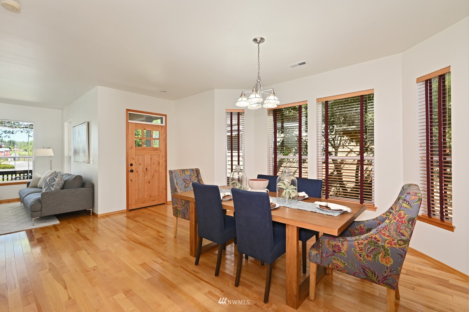 34729 Southeast Ridge Street Snoqualmie, WA 98065 - Photo 10 of 40 Gallery Image 10