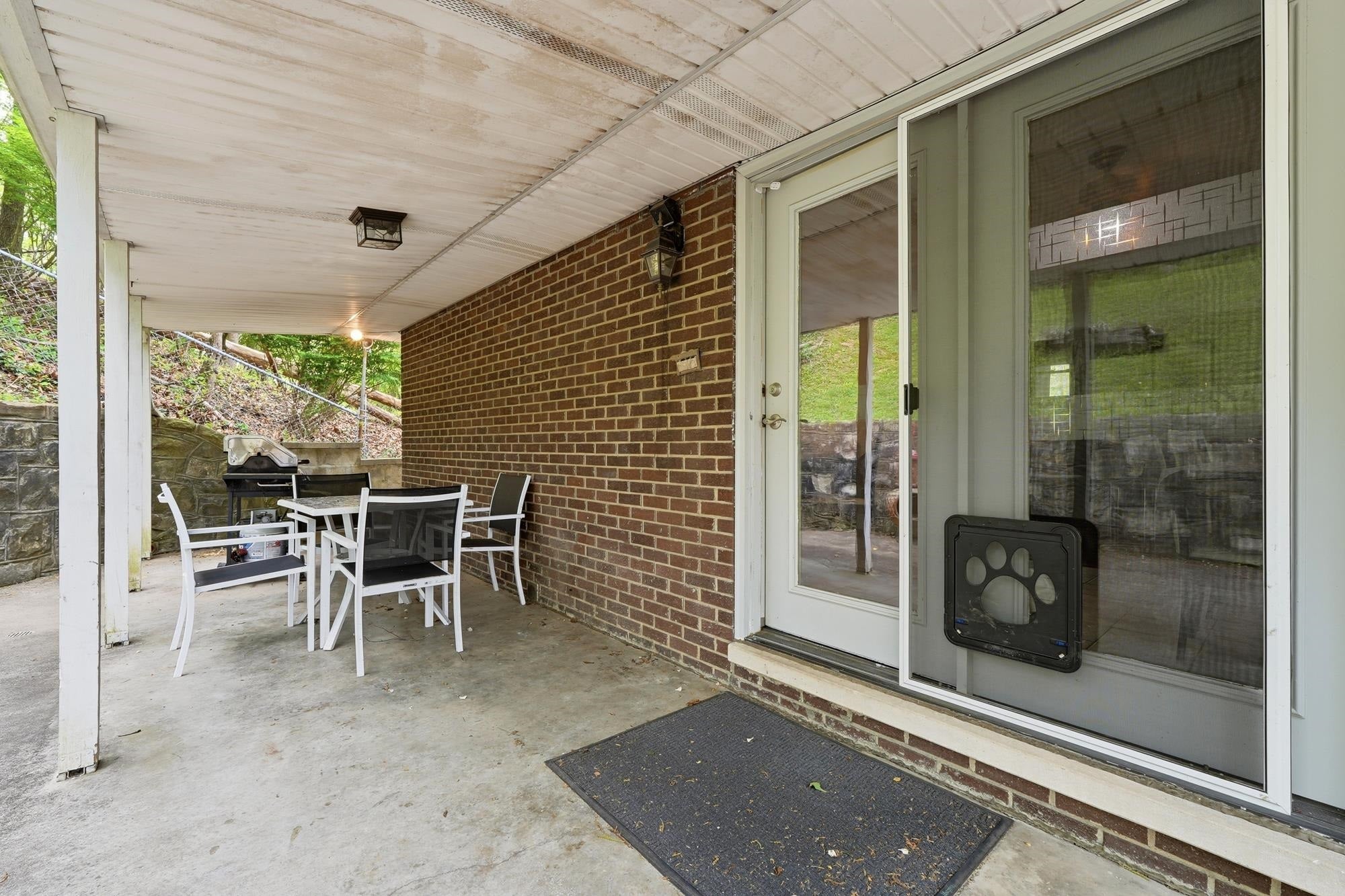 3112 Ferguson Road Huntington, WV 25705 - Photo 27 of 32 Gallery Image 27