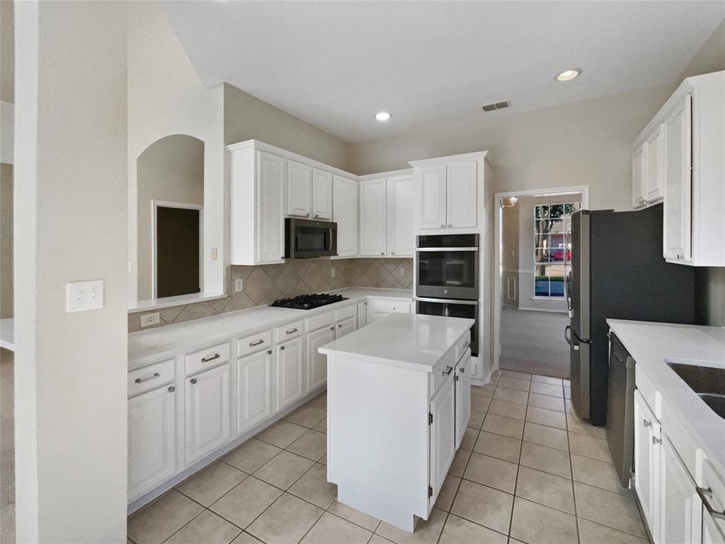 9722 Links Fairway Drive Rowlett, TX 75089 - Photo 9 of 28