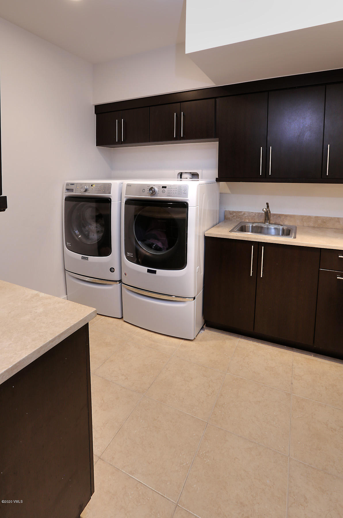4123 Little Point Avon, CO 81620 - Photo 21 of 26 Laundry