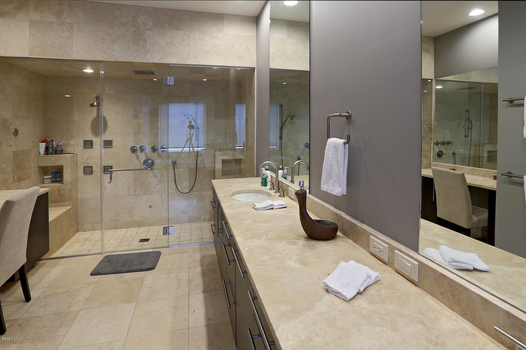 4123 Little Point Avon, CO 81620 - Photo 9 of 26 Master Bath