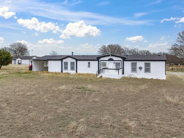 $3,000 | 229 Morgan Road, Italy, TX 76651
