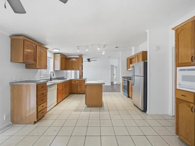 $3,000 | 229 Morgan Road, Italy, TX 76651