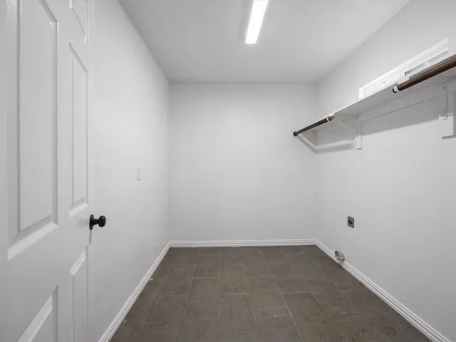 $3,000 | 229 Morgan Road, Italy, TX 76651