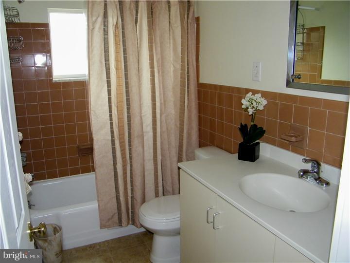 2013 Spring Mill Road Conshohocken, PA 19428 - Photo 12 of 16 Bathroom