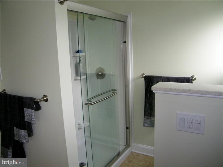 2013 Spring Mill Road Conshohocken, PA 19428 - Photo 9 of 16 Master Bathroom
