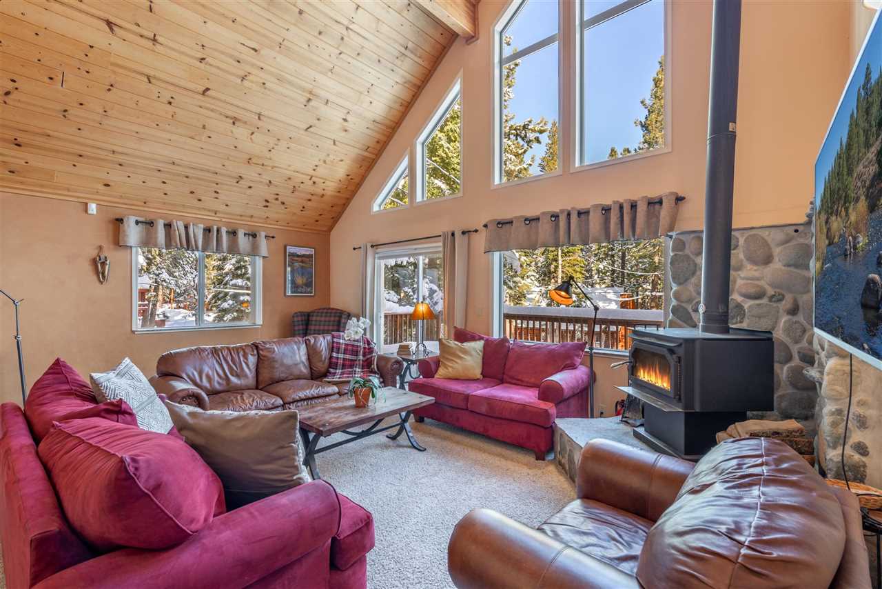 14181 Tyrol Road Truckee, CA 96161 - Photo 2 of 21 Gallery Image 2