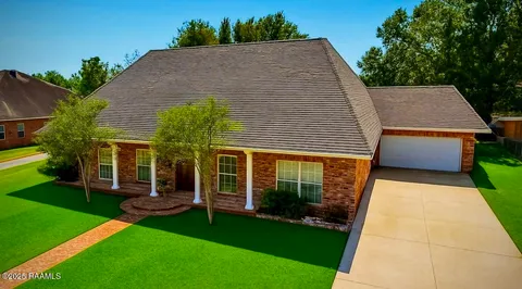 $299,999 | 2018 La Belle Villa Road, New Iberia, LA 70563