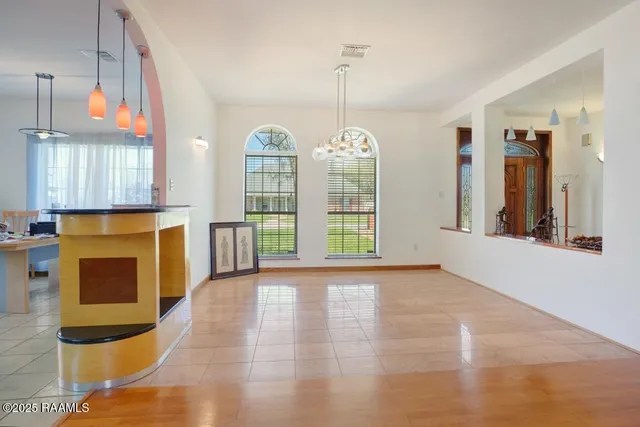 $299,999 | 2018 La Belle Villa Road, New Iberia, LA 70563