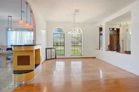 $299,999 | 2018 La Belle Villa Road, New Iberia, LA 70563