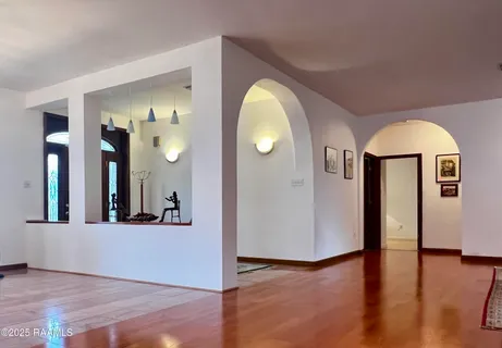 $299,999 | 2018 La Belle Villa Road, New Iberia, LA 70563