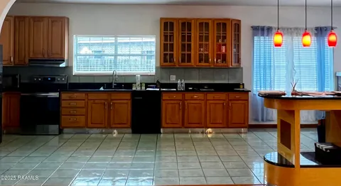 $299,999 | 2018 La Belle Villa Road, New Iberia, LA 70563