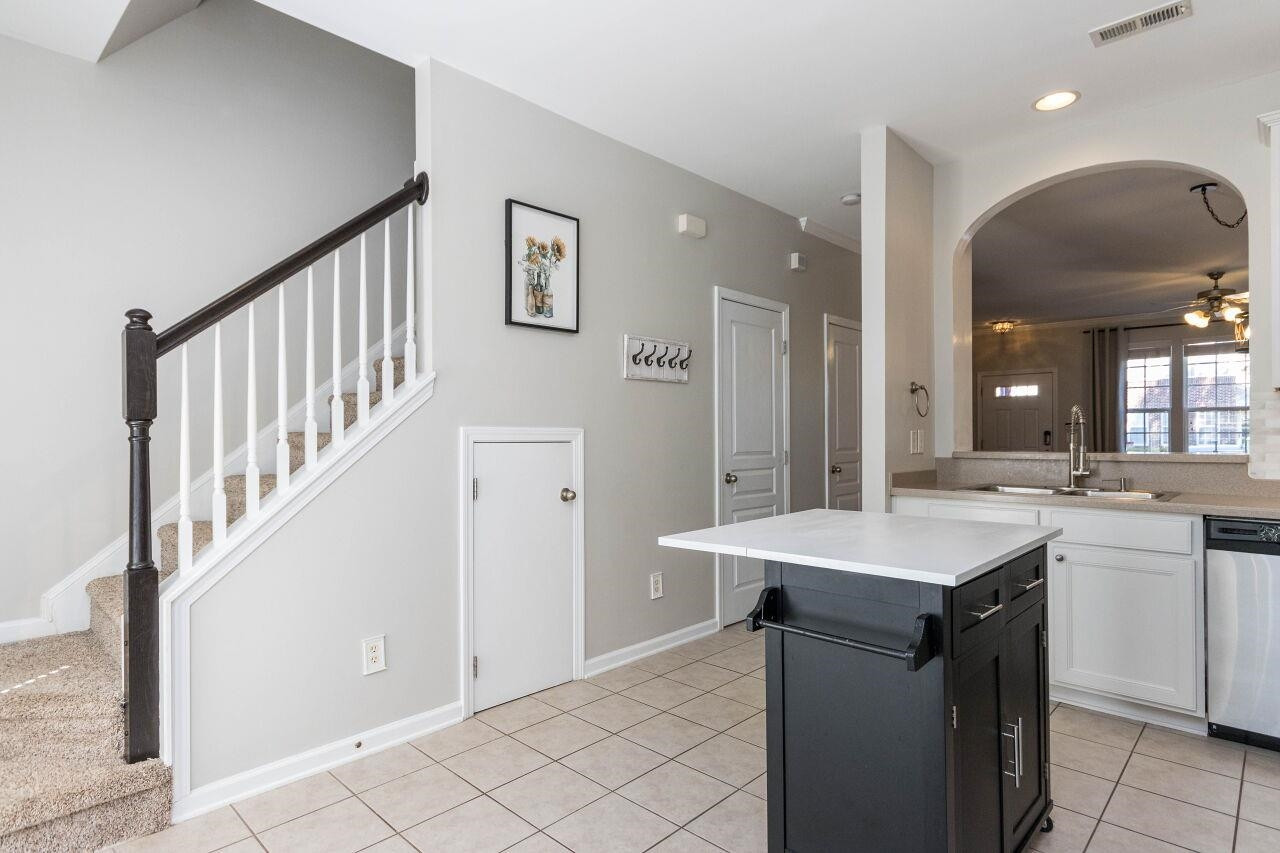 7863 Spungold Street Raleigh, NC 27617 - Photo 13 of 34 Kitchen