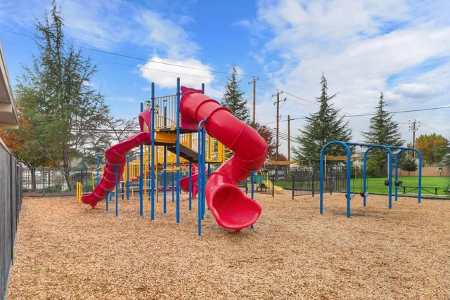a view of outdoor space with garden and entertaining space