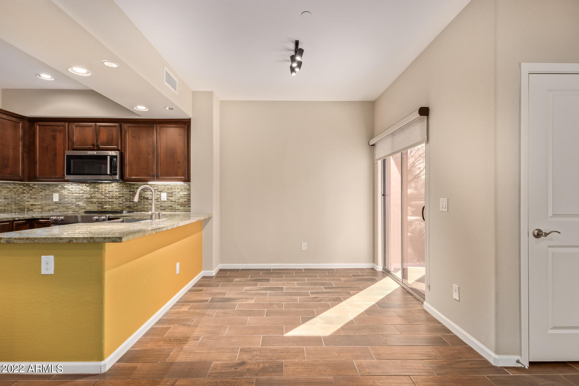 3935 East Rough Rider Road, Unit 1297 Phoenix, AZ 85050 - Photo 10 of 27 0010-10 - Rough Rider