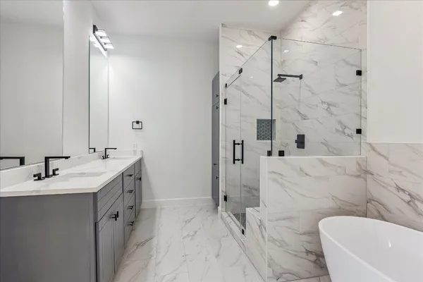 $420,000 | 9426 Campbell Road, Unit A, Houston, TX 77080